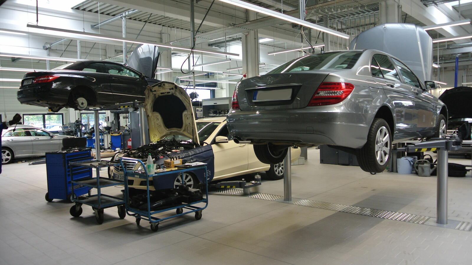 Mercedes Benz branch in Frankfurt, Germany