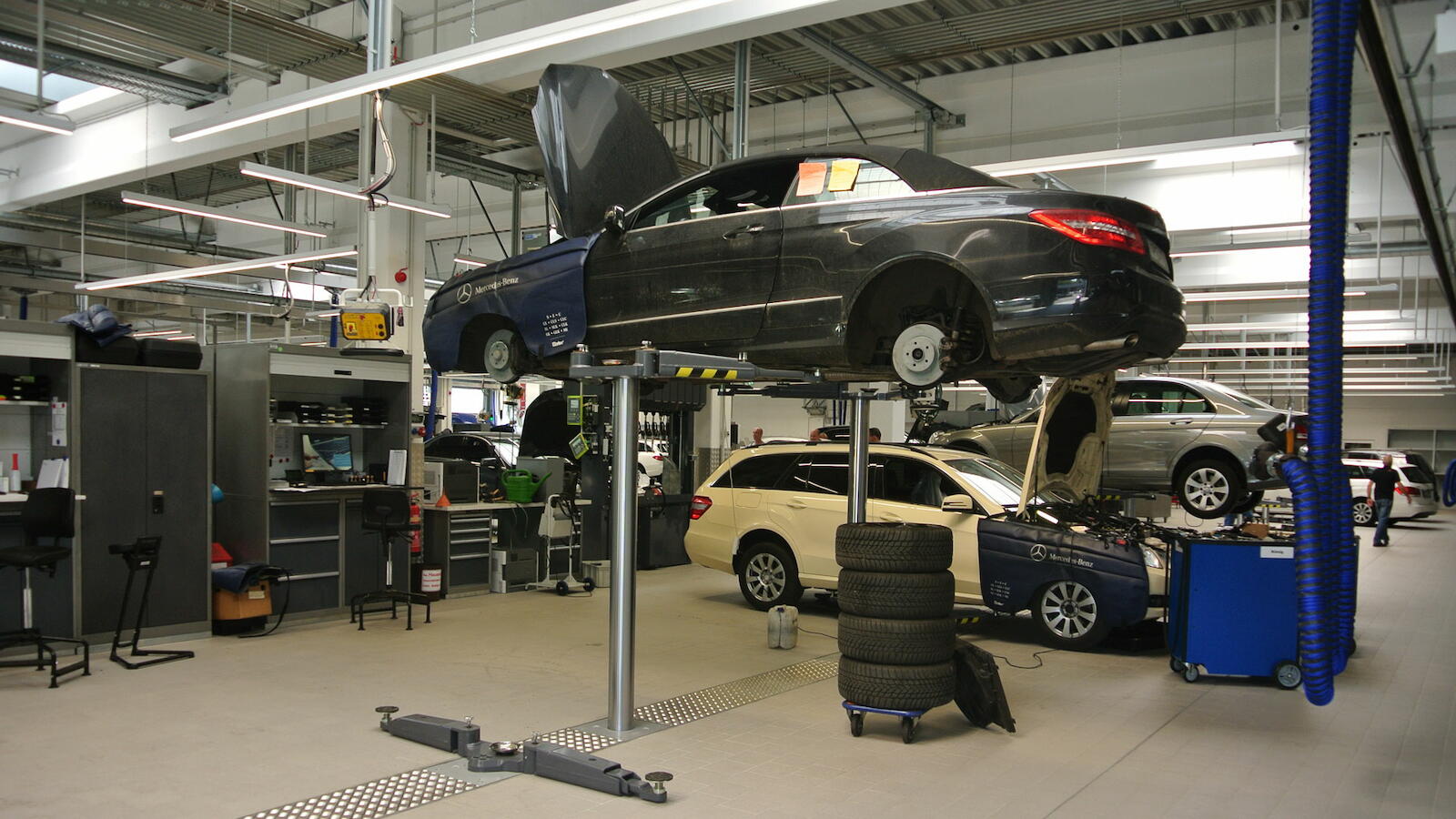 Mercedes Benz branch in Frankfurt, Germany